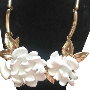 Oscar de la Renta Necklace